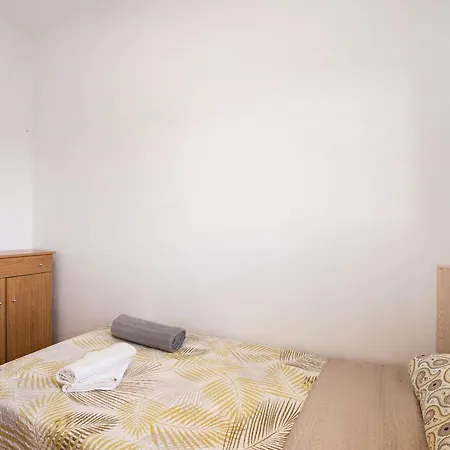Drago 6 Apartment